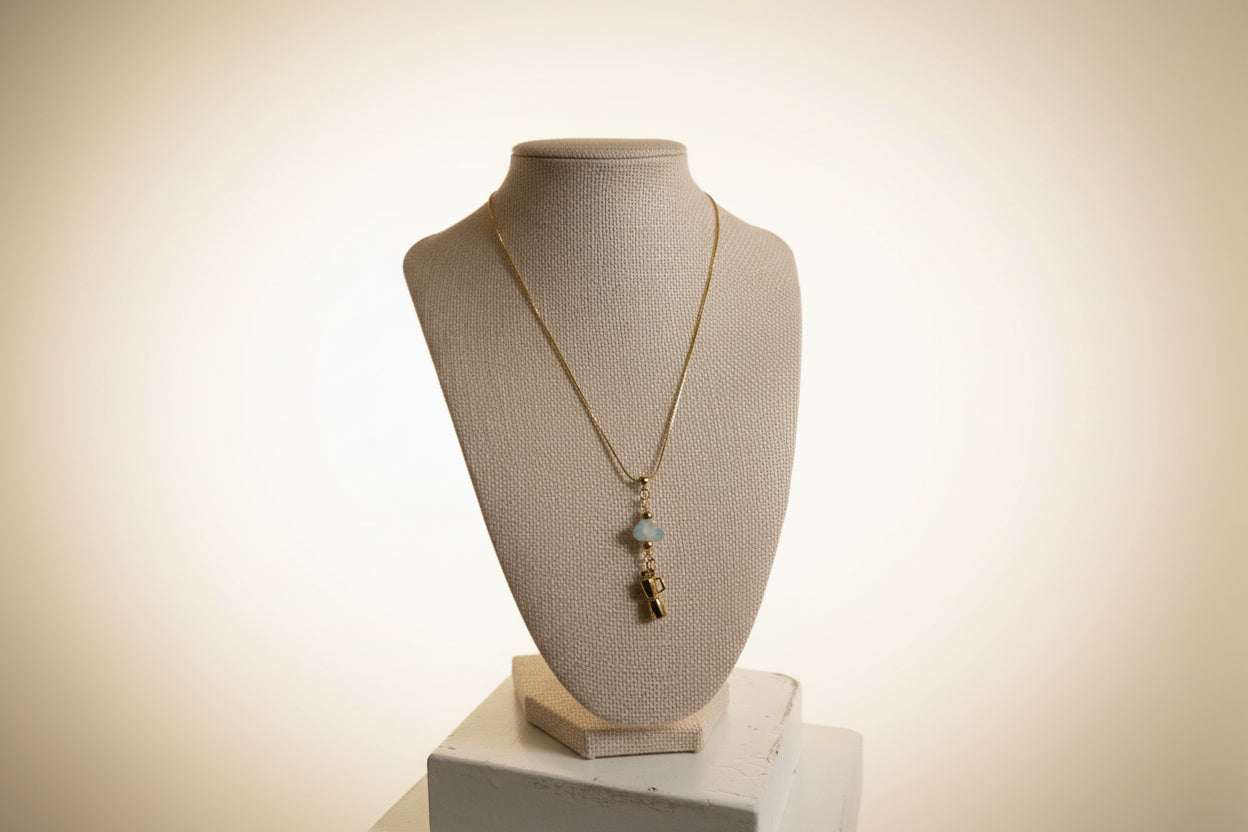 Cadena con greca y chispa de larimar