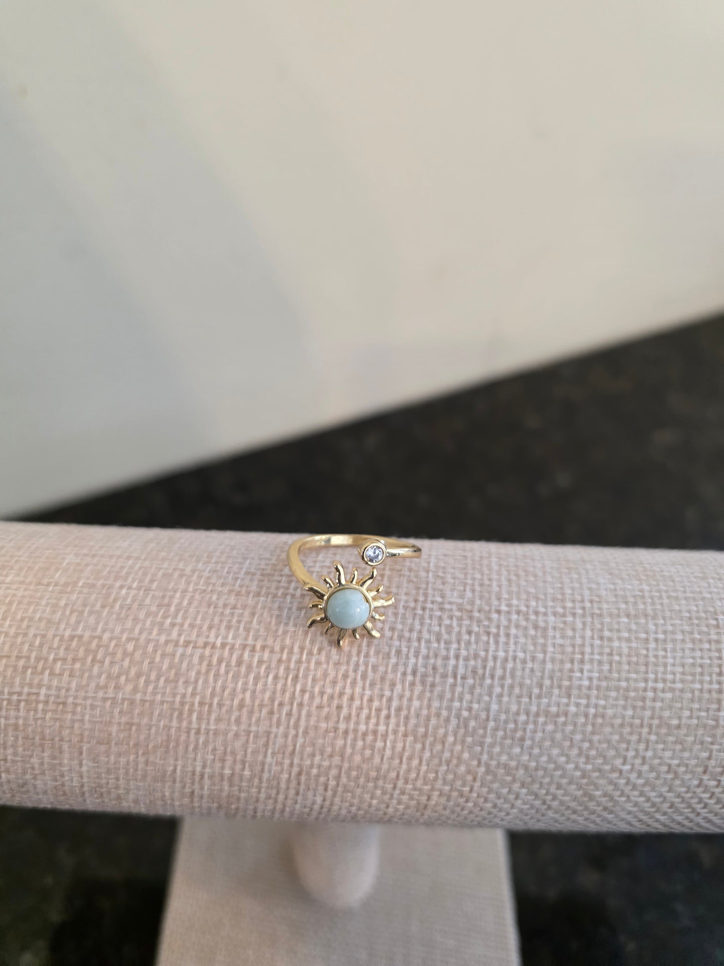 Anillo Ajustable Sol de Larimar | Adjustable Larimar Sun Ring