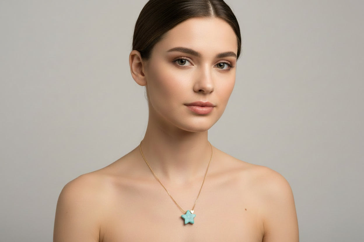 Cadenas doradas laminadas con estrella y corazón de larimar-necklace
