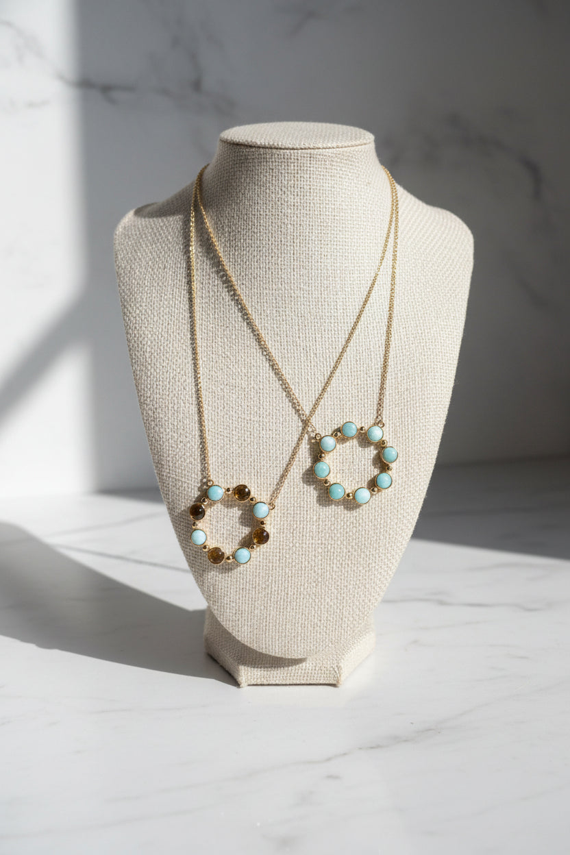 Circle of Eight Necklace | Collar Círculo de Ocho
