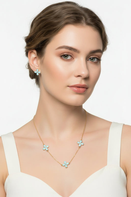 Cadena y Aretes Flor de Bayahibe